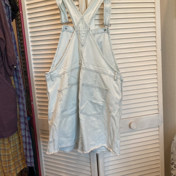 Free People Denim shorts 2 available check sizes - Picture 11 of 11